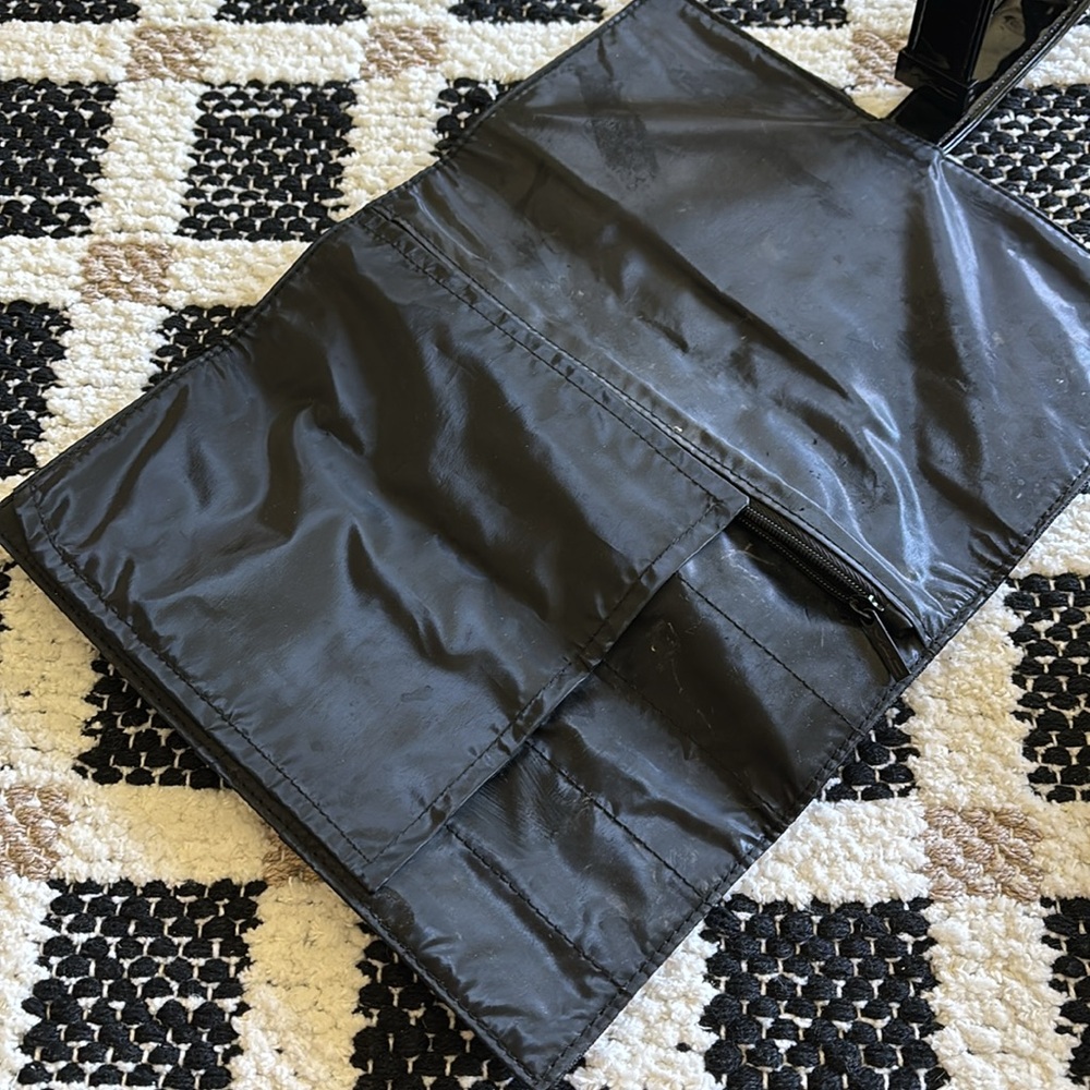 MAC Black Makeup Brush Holder - Picture 3 of 6